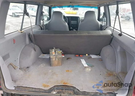 1999 Jeep Cherokee Se z USA, uszkodzony, nr VIN 1J4FF27P9XL538772